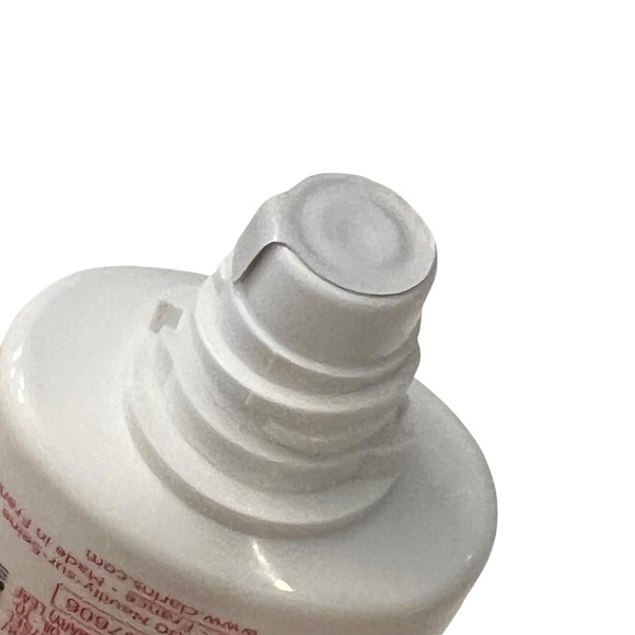 Clarins Paris Beauty Flash‎ Balm .5 oz 15 ml Travel Tube Sealed NEW Radiance - Picture 3 of 8